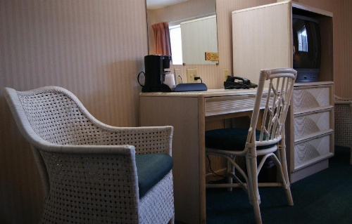 Meadow Court Inn - Ithaca image 5